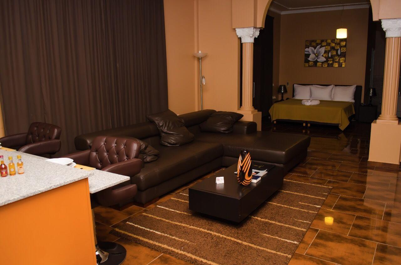 Sheva Hotel 파라마리보 외부 사진